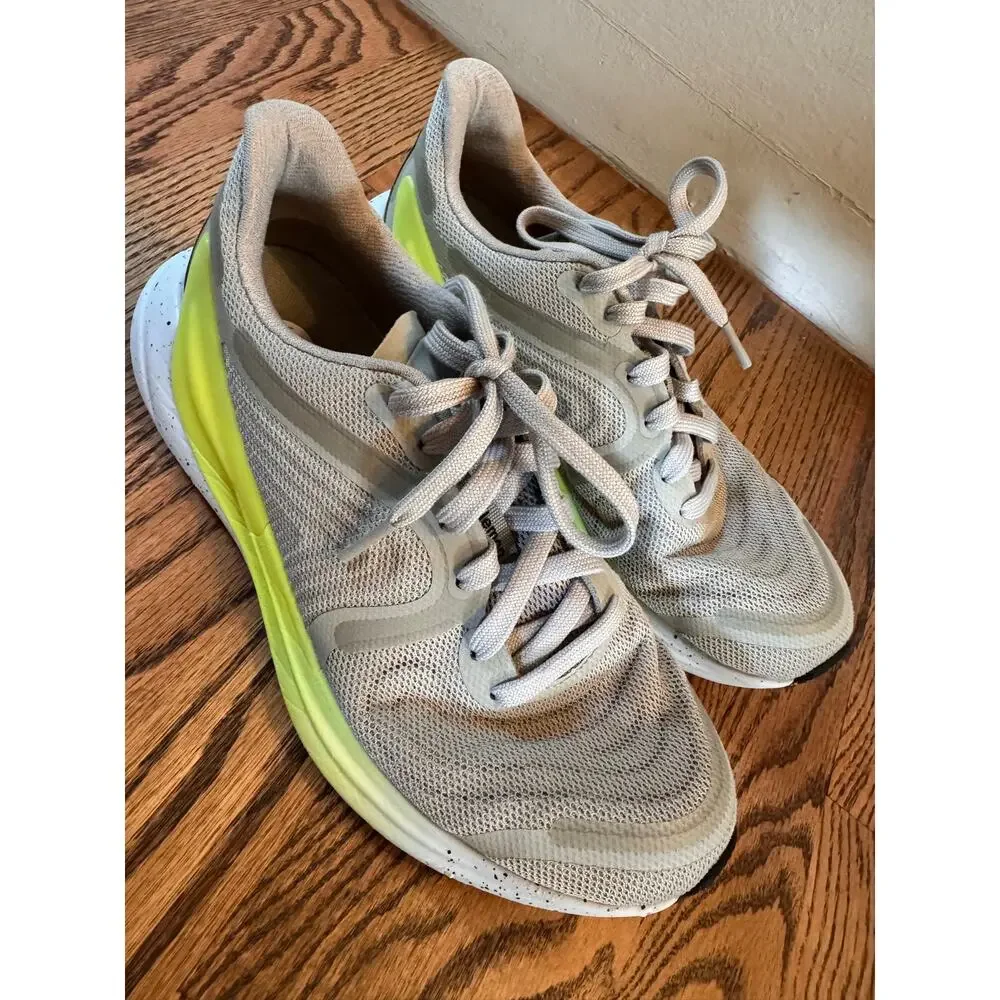 Lululemon‎ Blissfeel Run 2 women’s 8.5 EUC